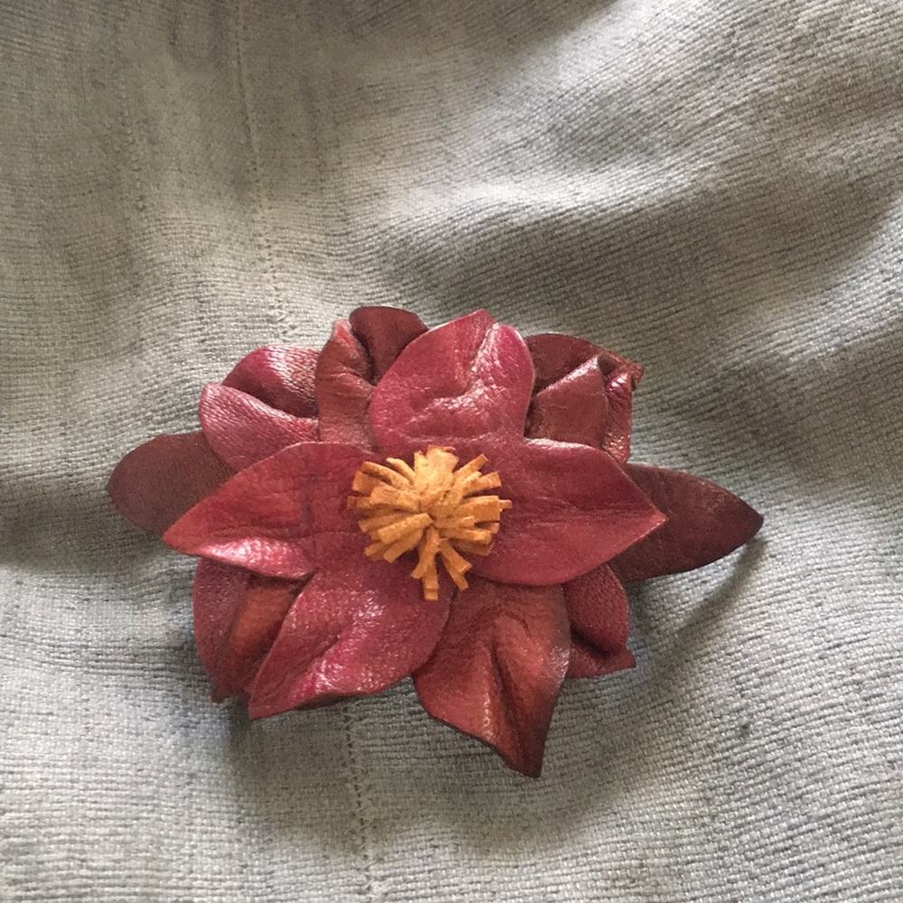 Leather flower hair clip
